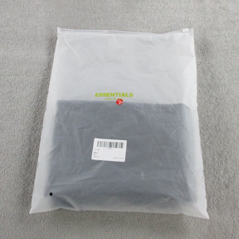 Fear of God Essentials Shirt Adult XL Black Crewneck Cotton Logo Tee NWT NEW - Picture 8 of 9